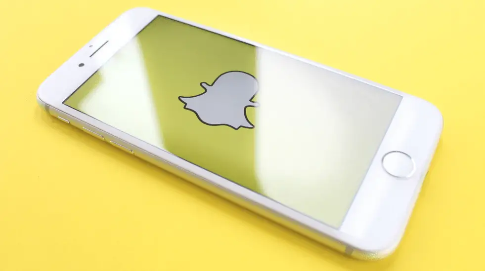 What does the yellow heart mean on Snapchat?